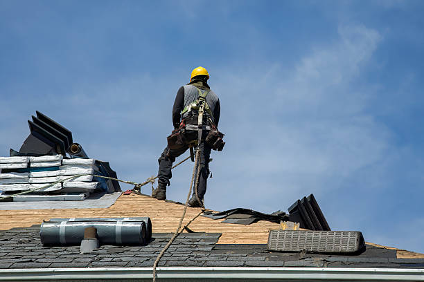 Professional Roofing technician working in Glenford, OH